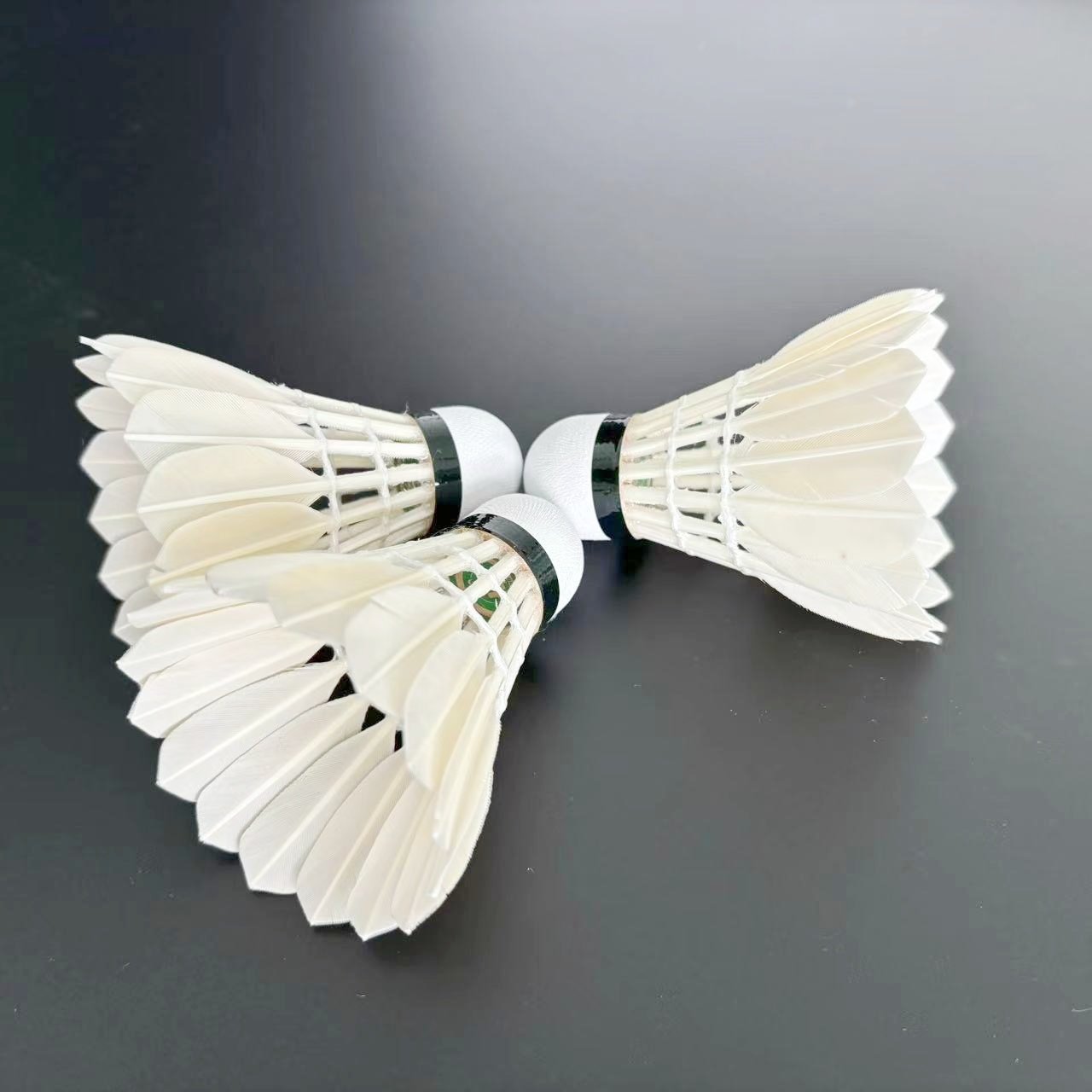 Professional Durable All Round Goose Feather Badminton Shuttlecock For Professional Use
