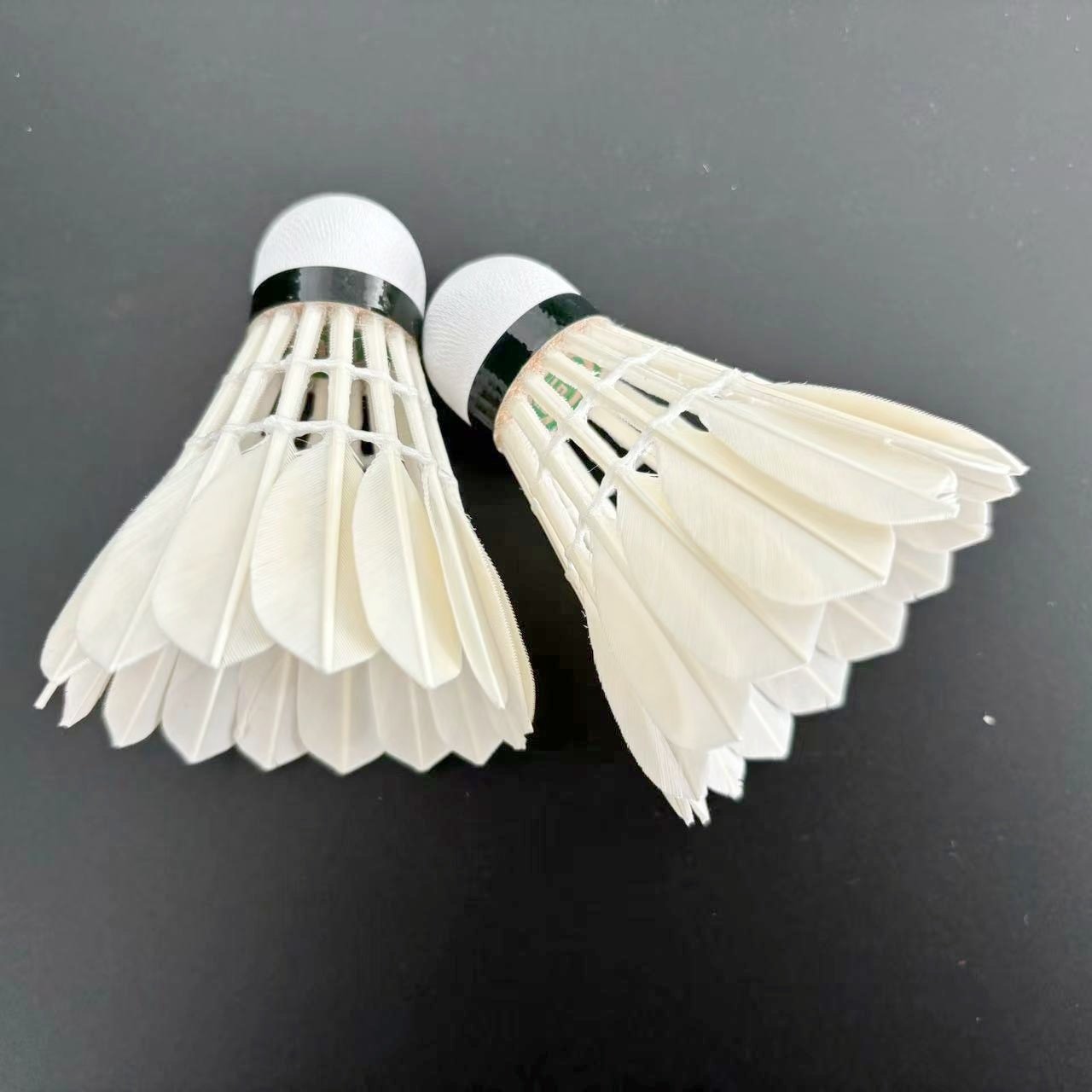 Professional Durable All Round Goose Feather Badminton Shuttlecock For Professional Use
