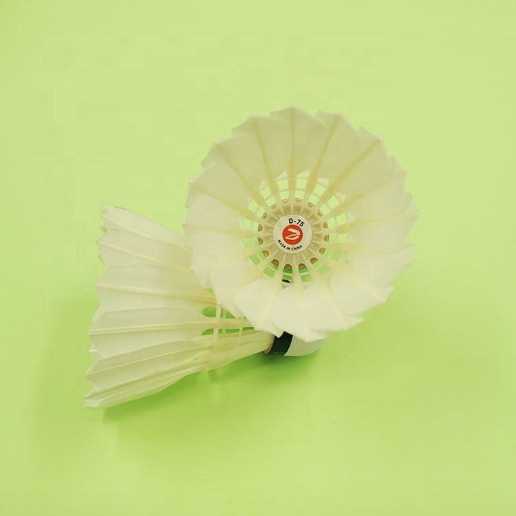 Super Durable Volante de Badminton Class A Duck Feather Agreeable Match Badminton Shuttlecocks Speed 75-79 Badminton Shuttlecock