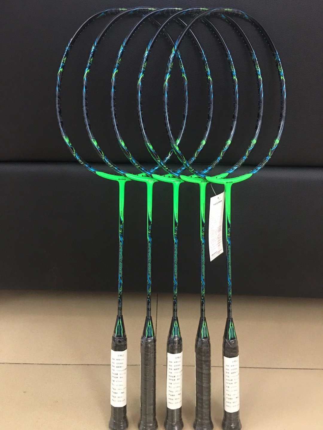 High Quality Carbon Badminton Racket Shuttle Badminton Rackets