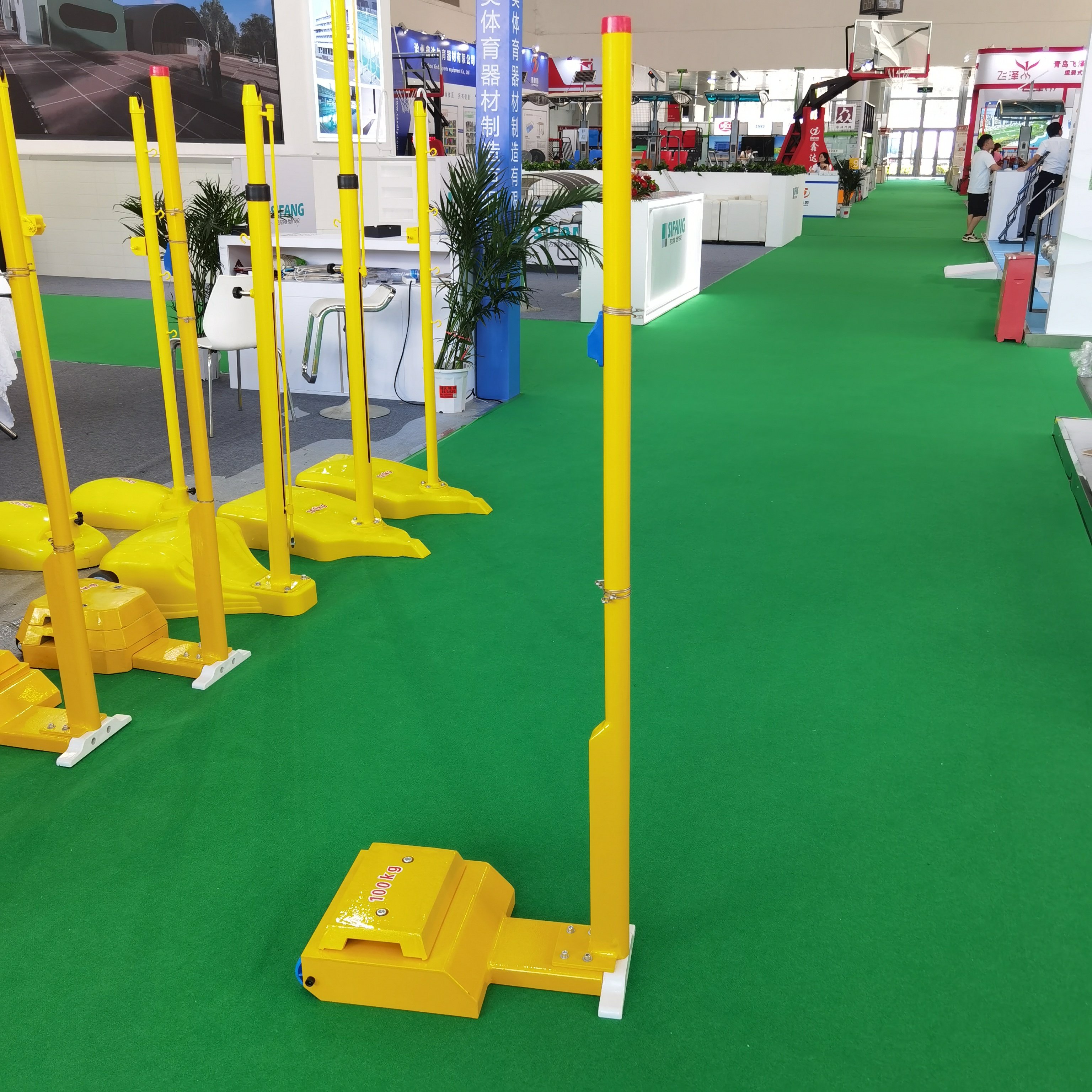 Hot selling and high-quality weighable moveable steel portable badminton net post