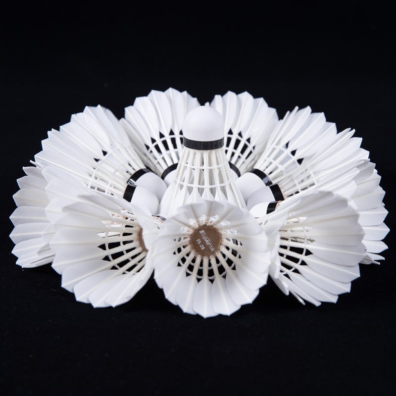 China Factory Class A Goose Feather Shuttlecock Badminton 76/77/78 Speed Fly no.30 model for Professional Training Club