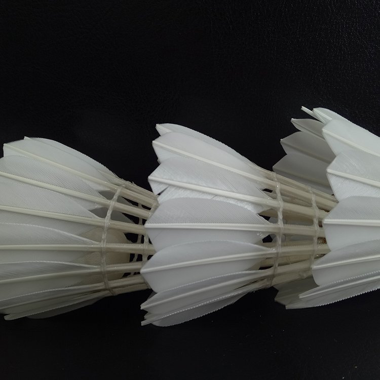 Supplier Aeroplane Black Shuttlecock Eg1130 China Lingmei Badminton Feather Shuttlecock Class a Goose Feather OEM Shuttlecock