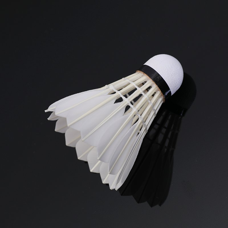 International competition level of badminton with best goose feather and natural cork No.111.