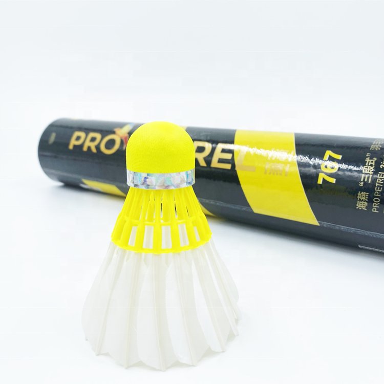Wholesale Best Seller Pro Petrel 767 Yellow Feather Goose Shuttlecock Factory Supplied Badminton for training