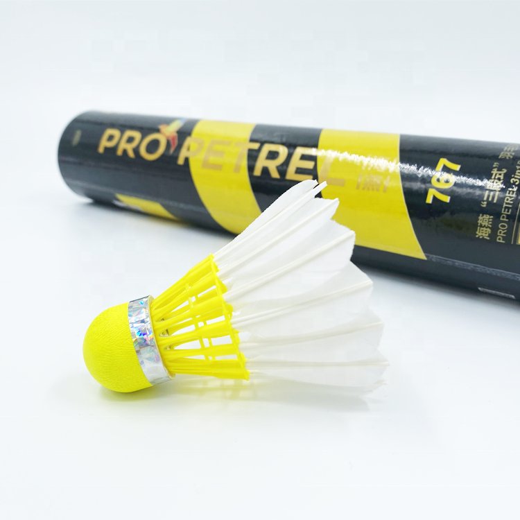 Wholesale Best Seller Pro Petrel 767 Yellow Feather Goose Shuttlecock Factory Supplied Badminton for training