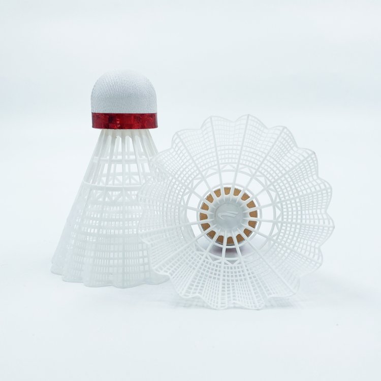Nylon Badminton Shuttlecock Good Quality Blade Plus Fiber Cork White or Yellor Colour Meet the Day and Night Needs