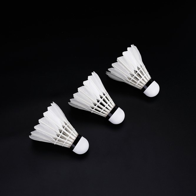 Factory direct selling Hig quality Duck Feather Ball NO.666 badminton cork shuttlecock for Practice training Purpose