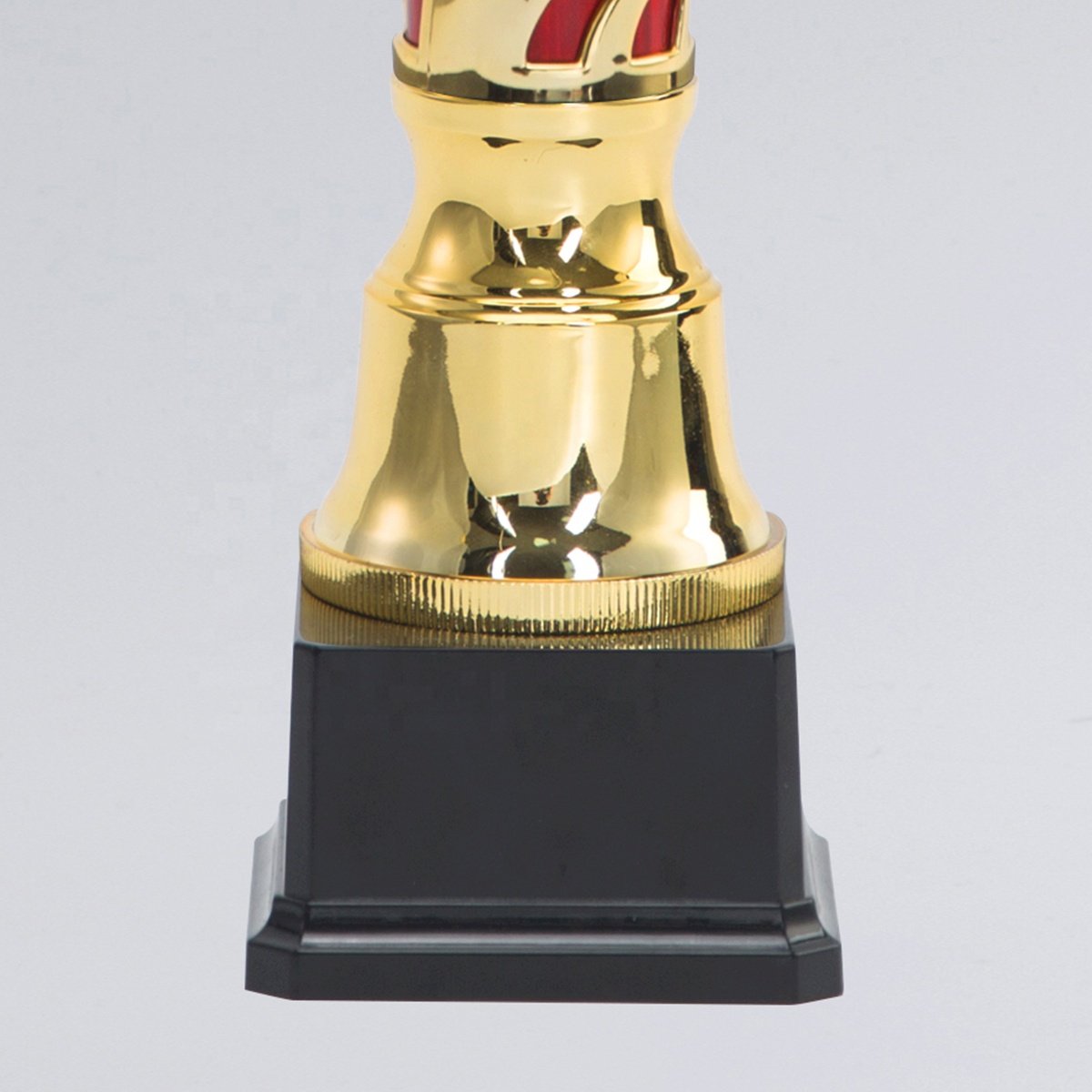 Good Selling AD73 Universal Custom-made Plastic Trophy Award with Red Fire Star Patterns Blank Badge