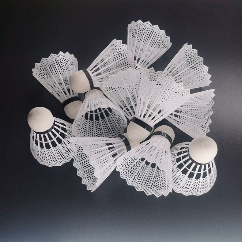Affordable Entertainment 12PCS/SET Plastic Colorful Shuttlecocks With Foam Ball Heads Badminton