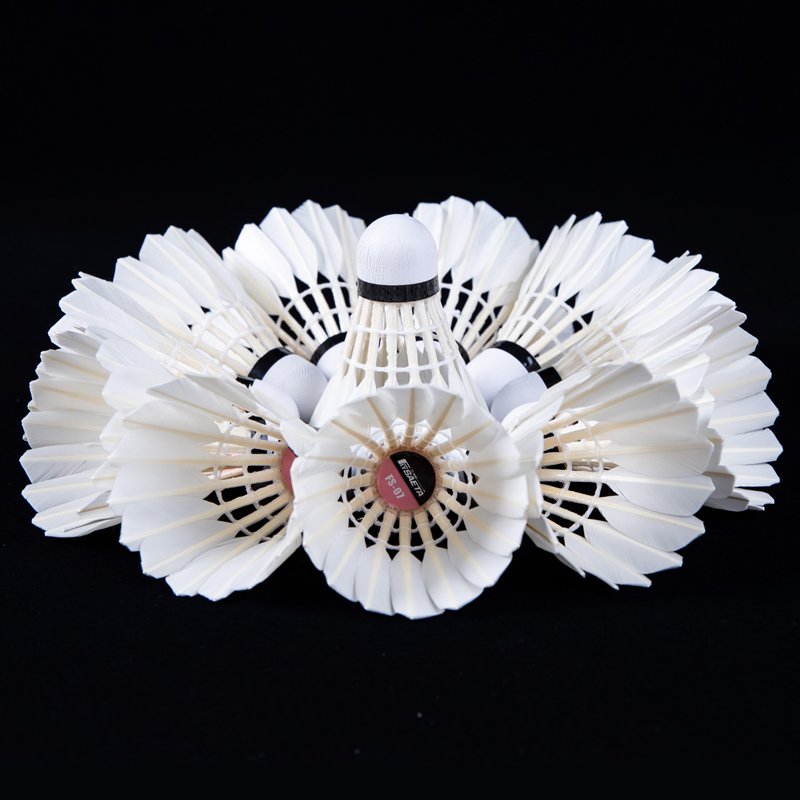 Factory Direct Wholesale Cheap Duck Feather Shuttlecocks Level Two Duck Feather Badminton Shuttlecock FlySaeta No.07