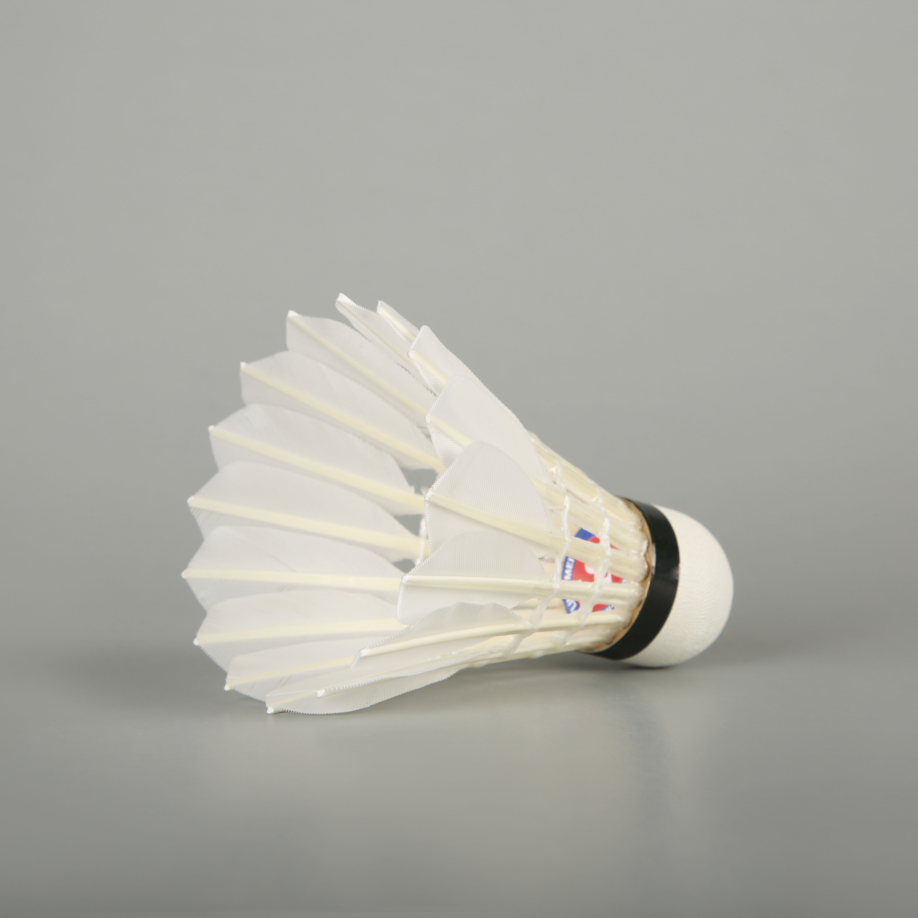 Lingmei 10 pro Factory supply stable training white goose badminton shuttle cock
