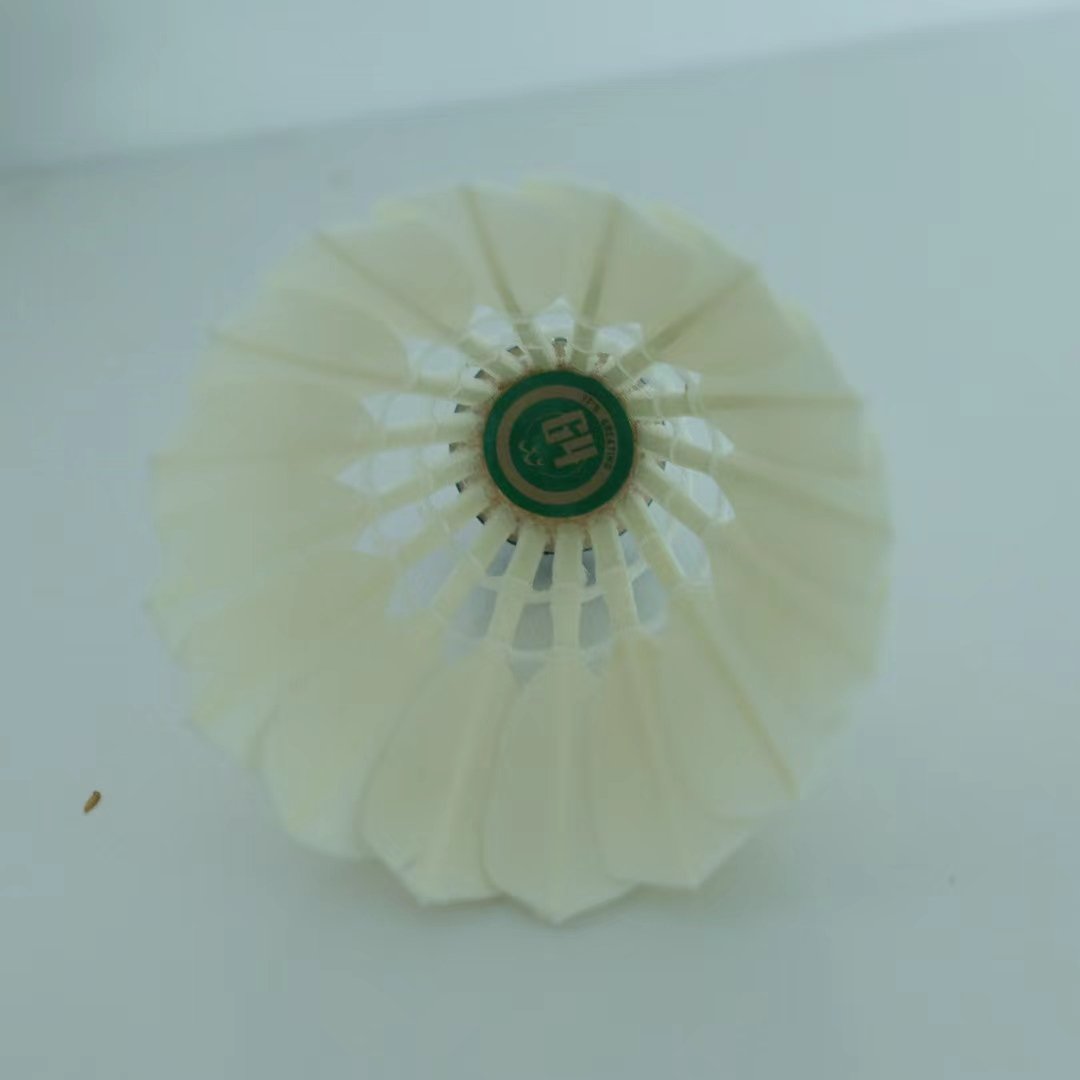 durability all round class C goose feathers badminton shuttlecock for professional training