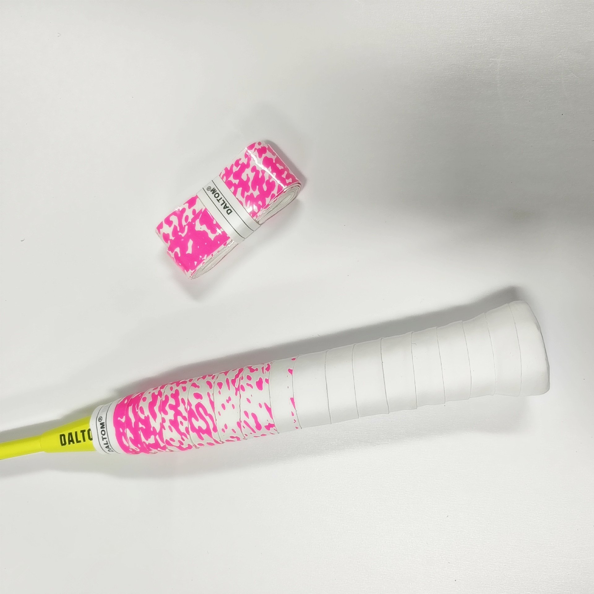Film Coated Viscos Badminton Performance Overgrip Tacky Feel Comfort PU Patterned Over Grips Tape for Padel