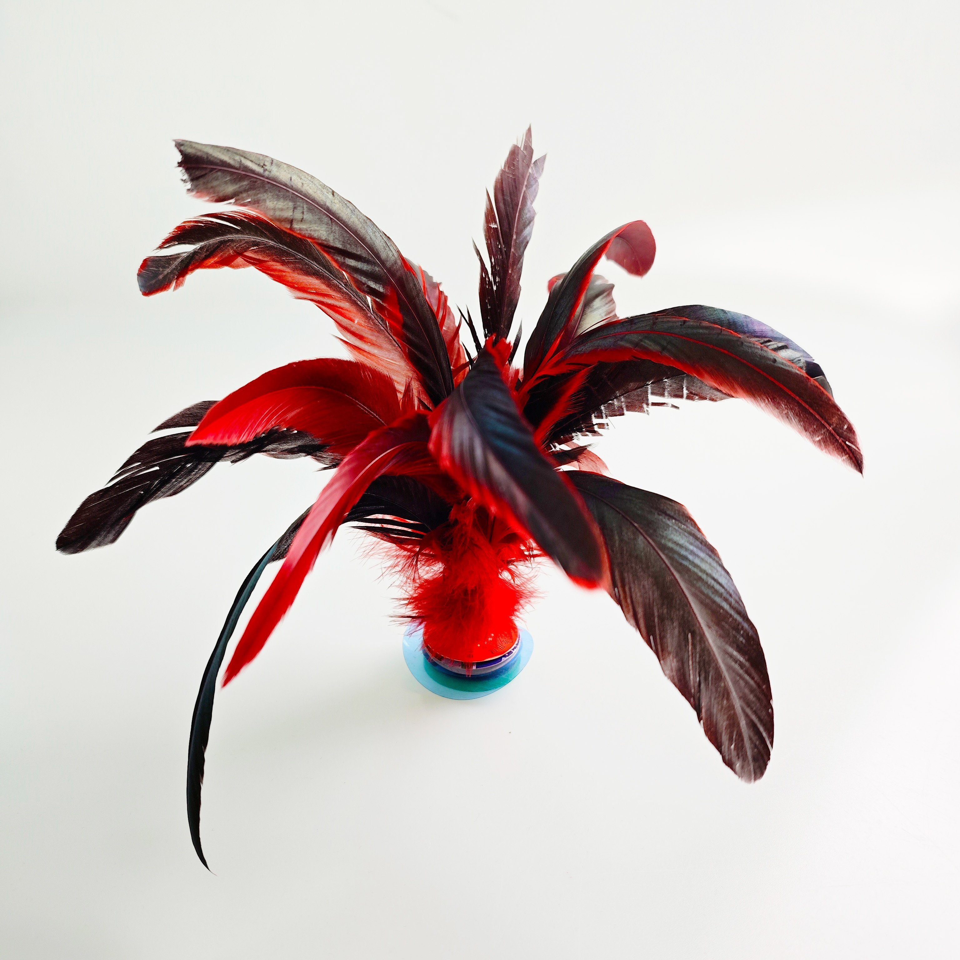 Universal for adults and children, health and entertainment, exercise, traditional Chinese chicken feather shuttlecock