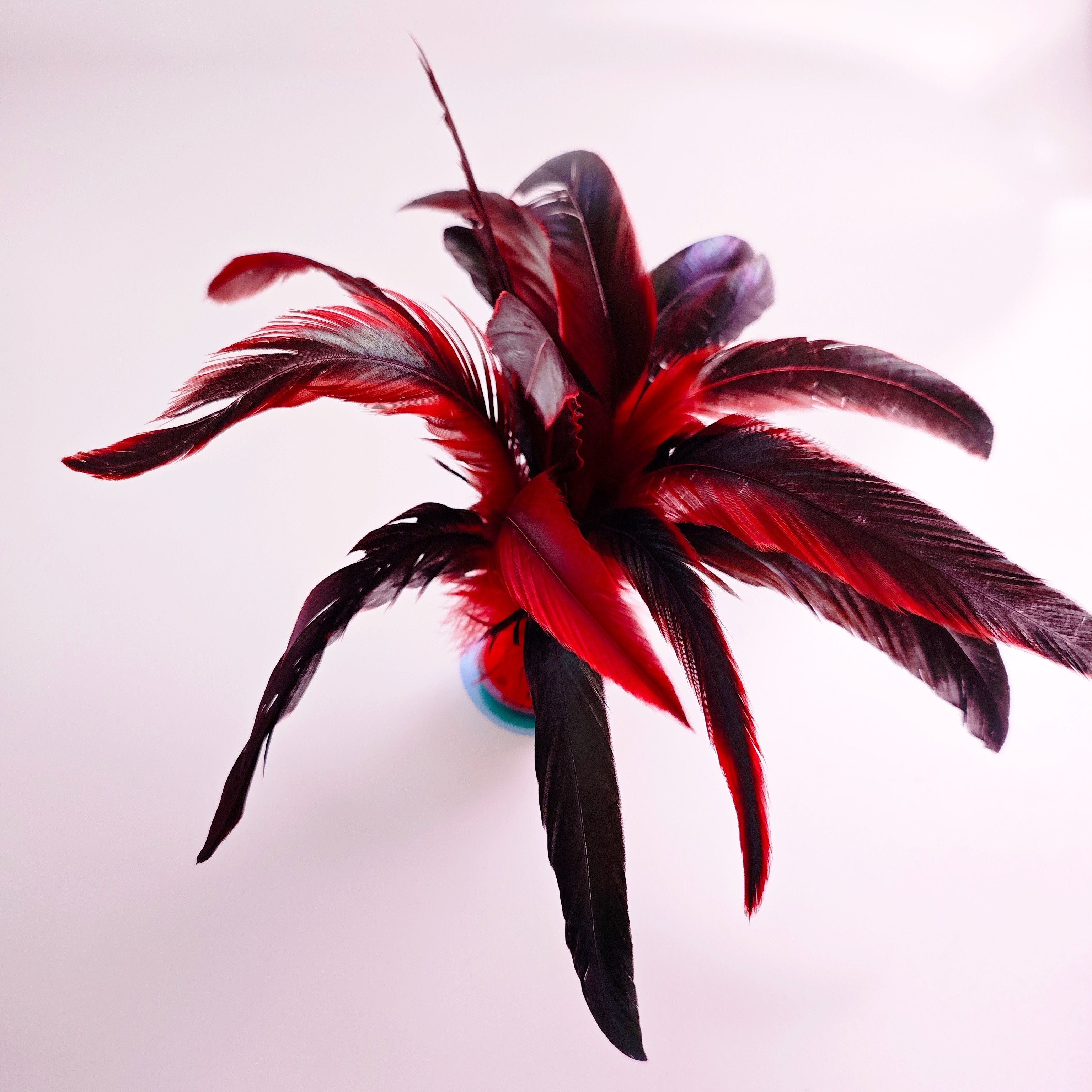 Universal for adults and children, health and entertainment, exercise, traditional Chinese chicken feather shuttlecock