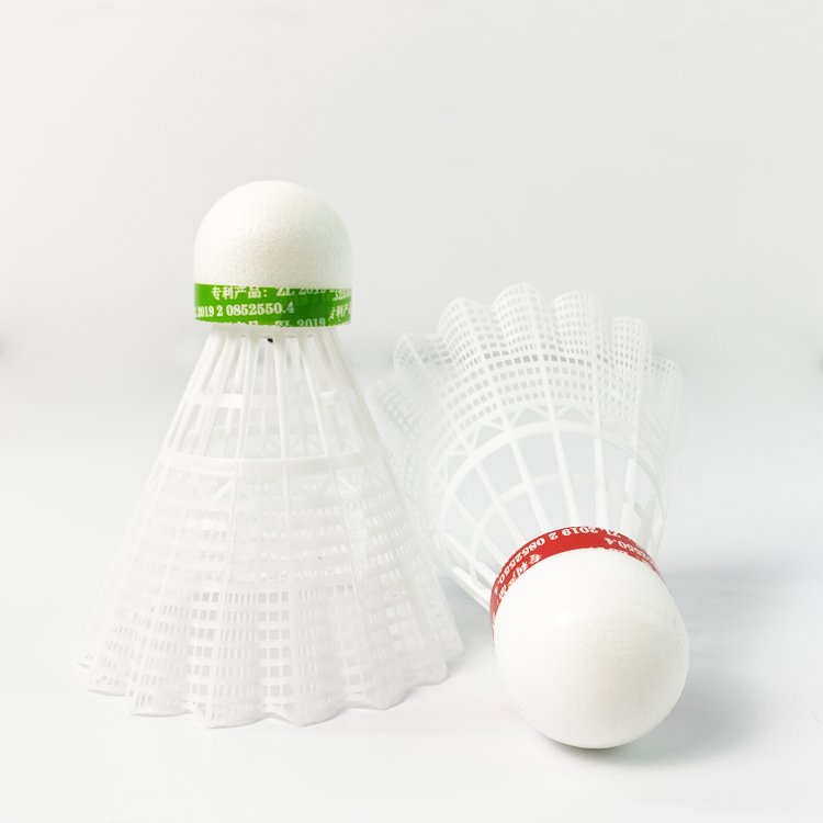 2pcs Package Set Nylon Led Red or Green Lighting Shuttlecock Durable Stable Colorful Spot Shuttle cock On Night to play Sport