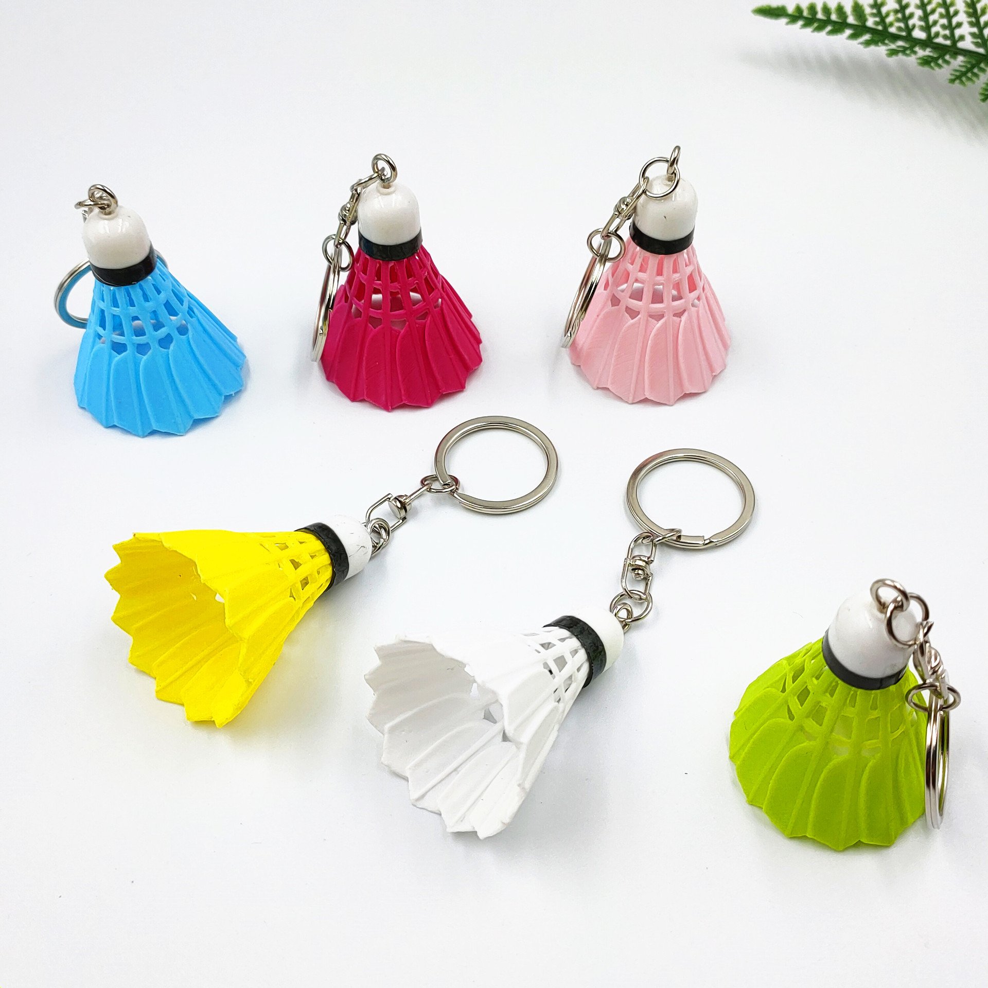 Creative giveaway badminton keychain sports pendant sports club souvenir metal keychain