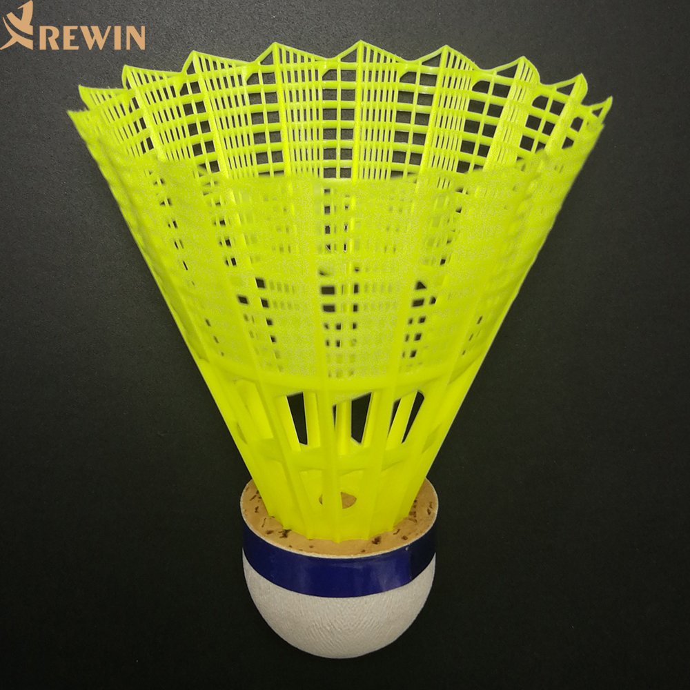 M370 High Quality Badminton Nylon Shuttlecock with Natural Cork for Badminton Club