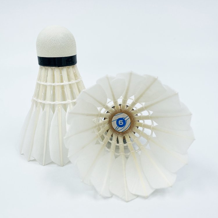 Chinese factory production Natural Duck Feather Badminton Shuttlecock For Training And Competition