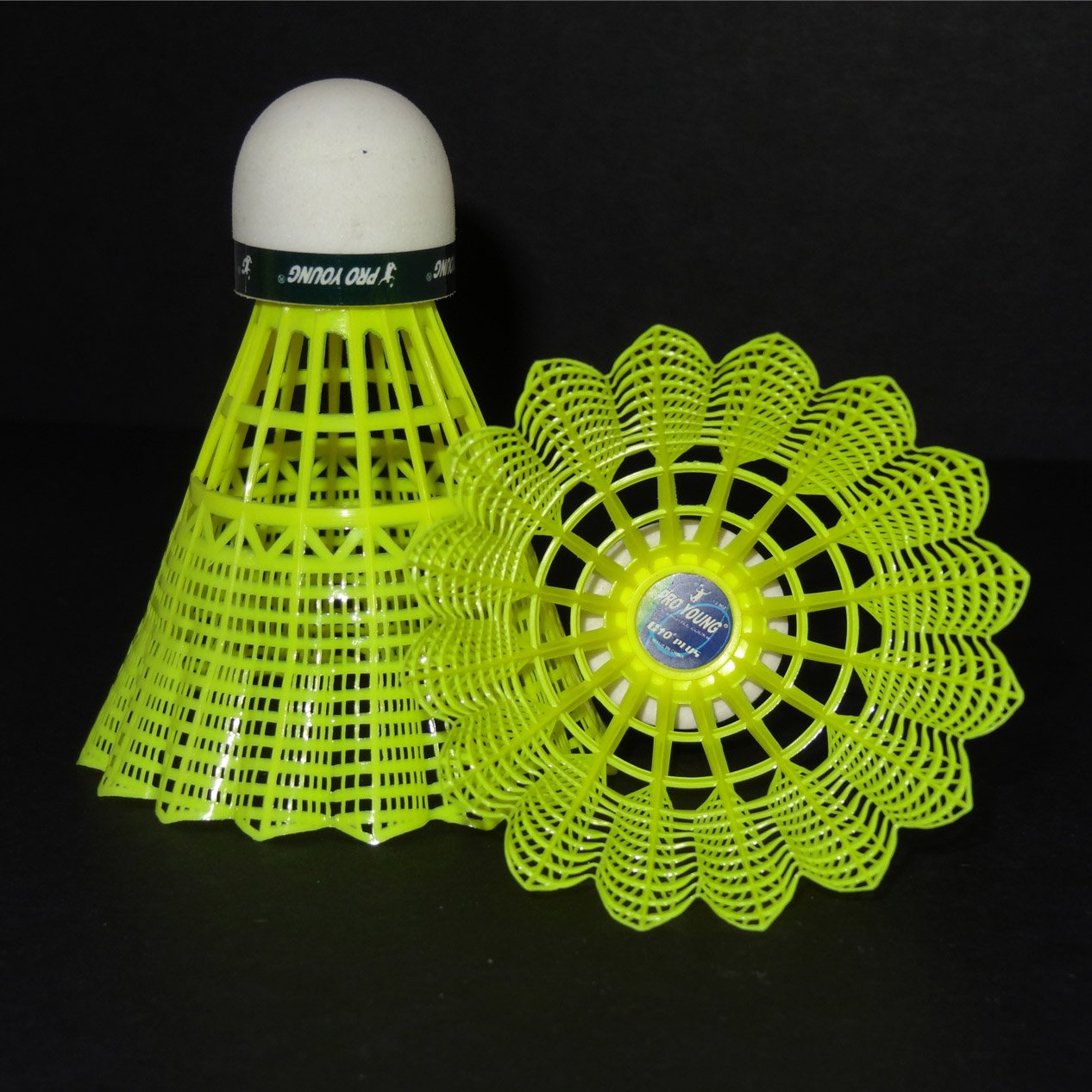 Hot Selling Wholesale Cheap Nylon Badminton Shuttlecock