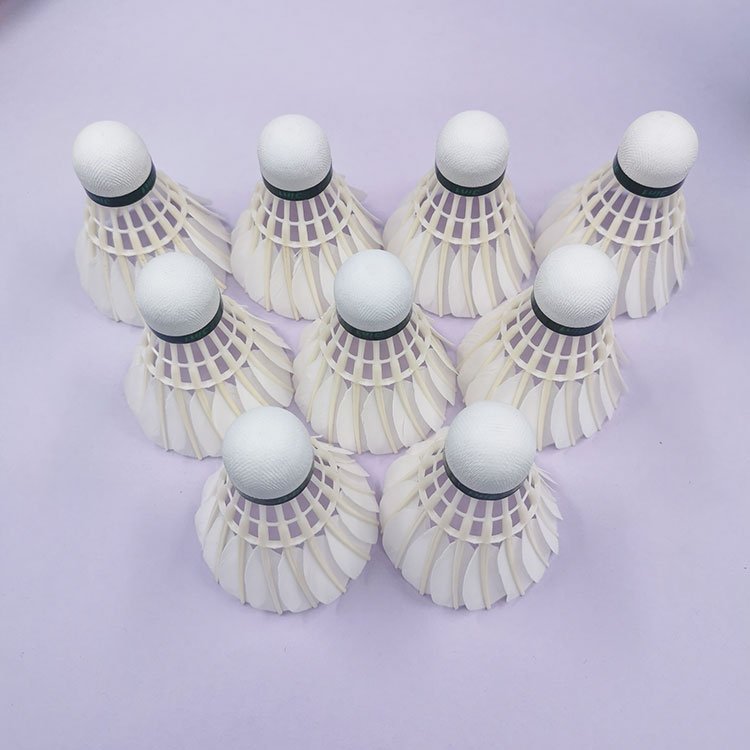 High Quality China Durable Goose White 3in1 Brand Badminton Feather Shuttlecock Stable and Sturdy High Speed Badminton Shuttles