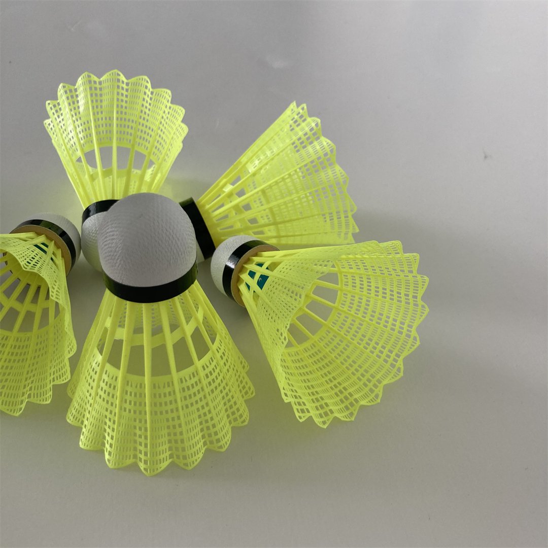 High Quality nylon shuttlecock badminton shuttlecock White OEM Customized