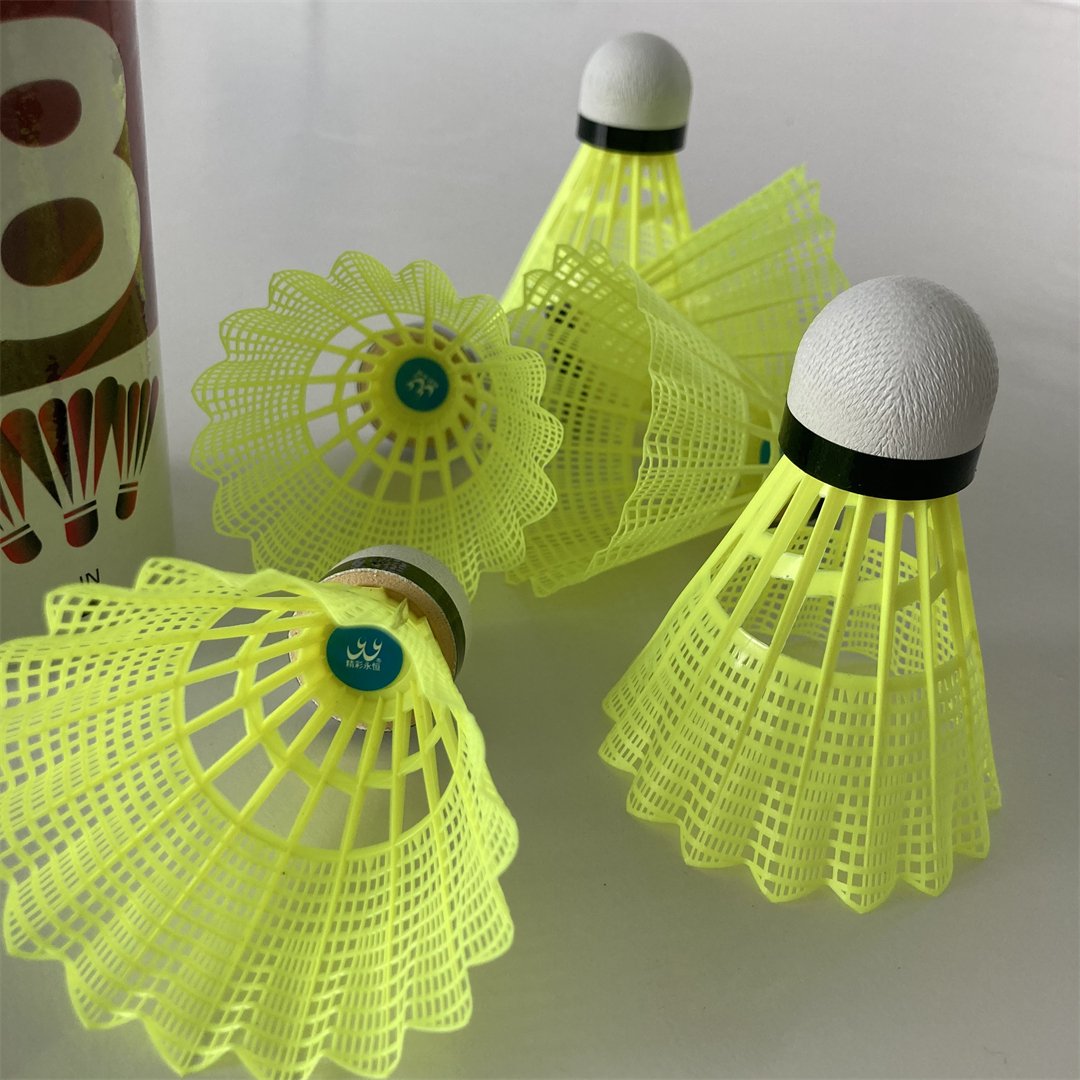 High Quality nylon shuttlecock badminton shuttlecock White OEM Customized
