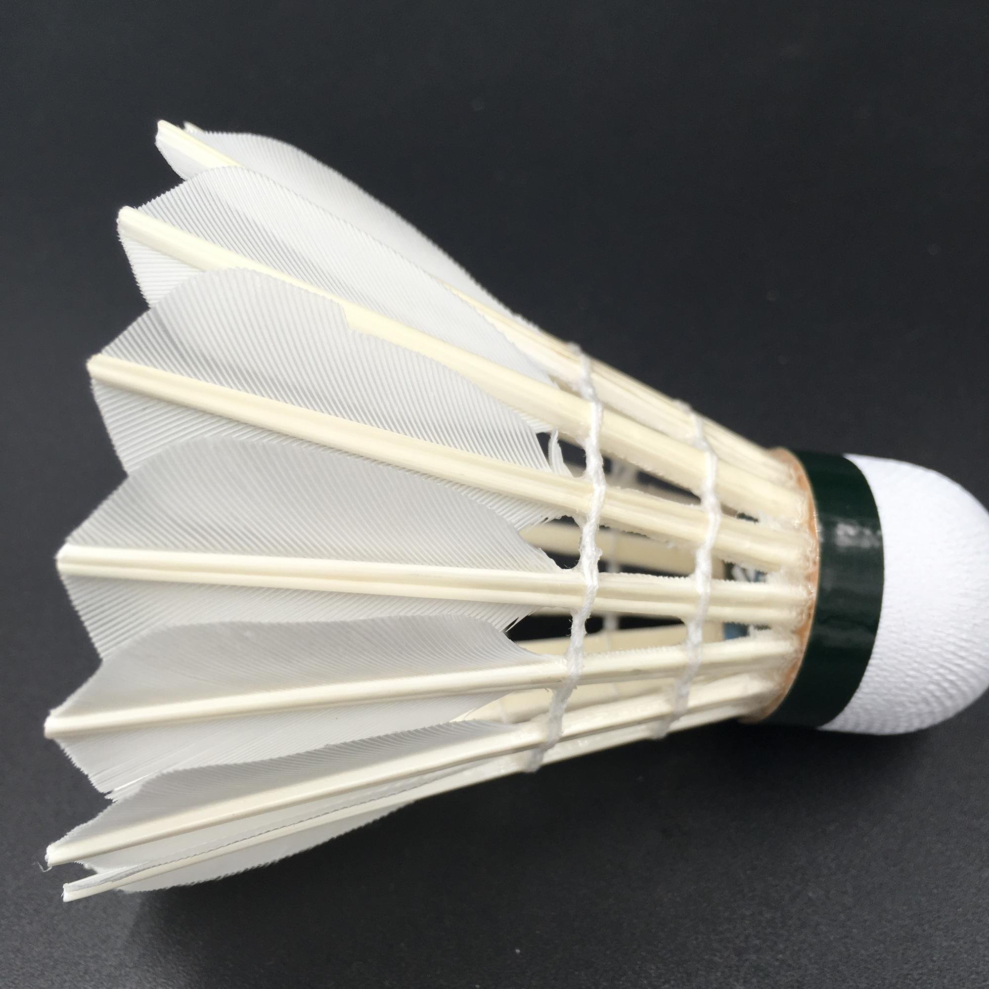 The best selling good elasticity professional badminton cheap wholesale original 2 layer cork head tournament shuttlecock