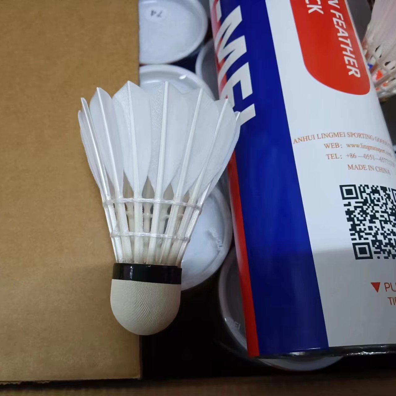 Wholesale goose feather natural cork shuttlecocks for tournament lingmei 90pro