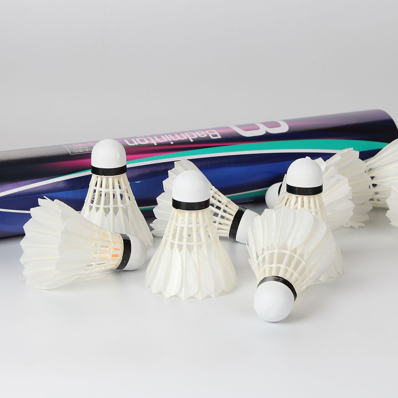 DECOQ Factory Price Top Quality Goose Feather Shuttlecock 12 Free White Hard Foam,foamed Plastic Pack of 12 Shuttelcock,12 DK-07