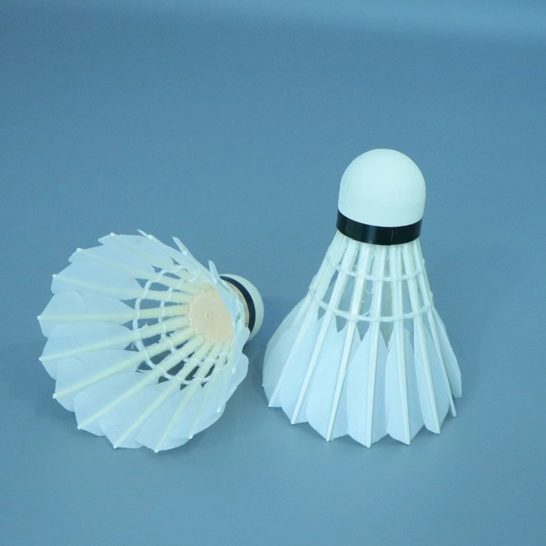 wholesale Straight Goose Feather Badminton Shuttlecock for club professional Training