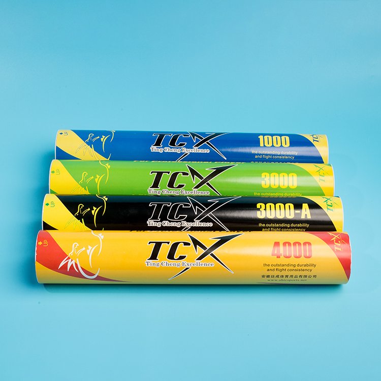TCX-4000 Good feathers and plugs to ensure a good feel for the ball and a comfortable touch