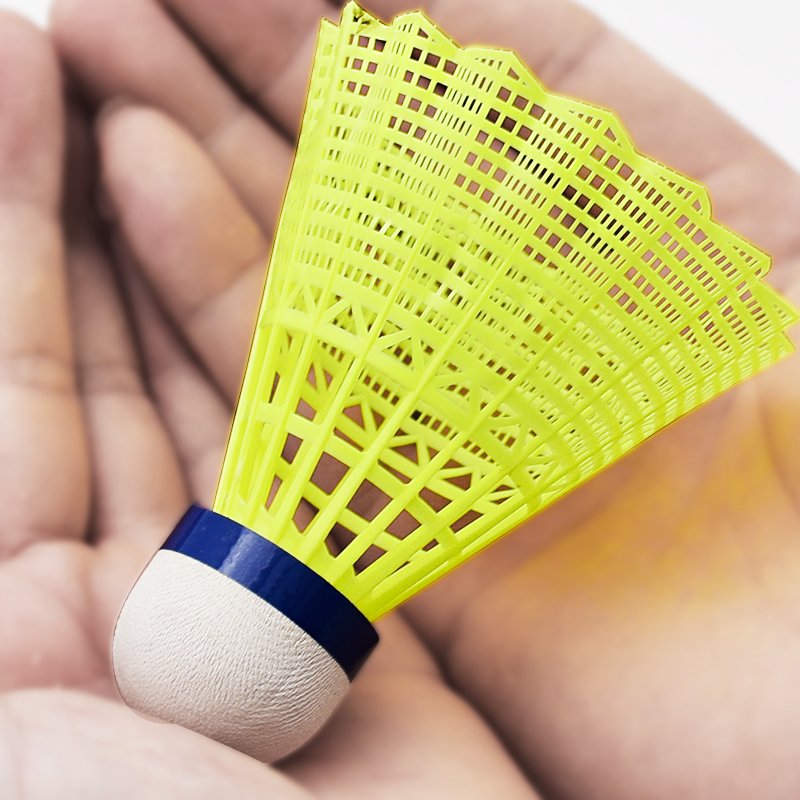 Hot Selling Nylon Badminton Shuttle Cheap Plastic Nylon Badminton Shuttle Cock For Outdoor Playing
