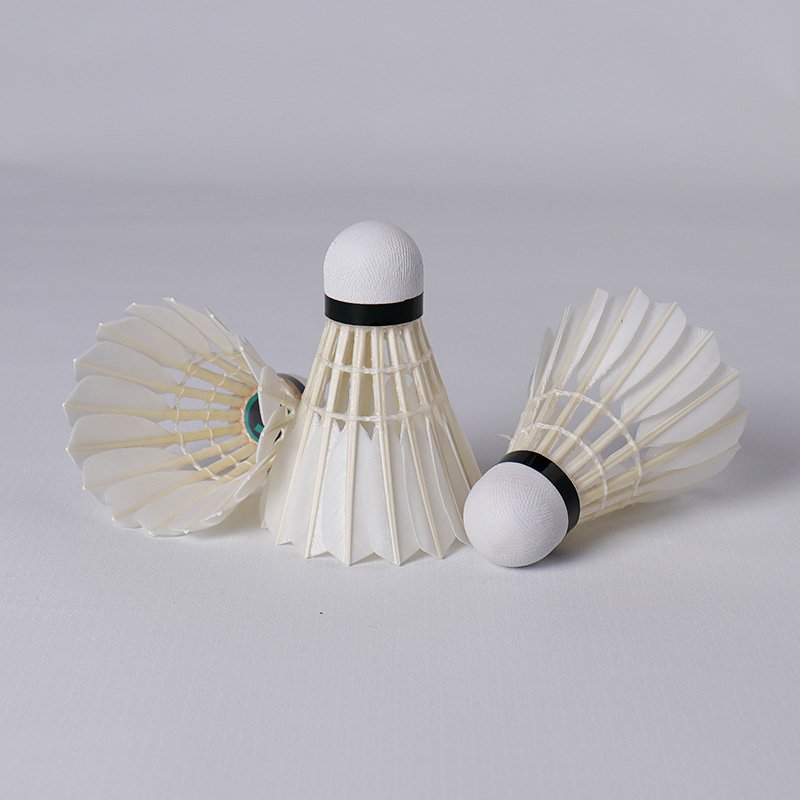 Wholesale Honkoo Badminton Shuttlecock Super Durable Class B Goose Feather Shuttlecocks For Tournament 12pcs Shuttle Cock