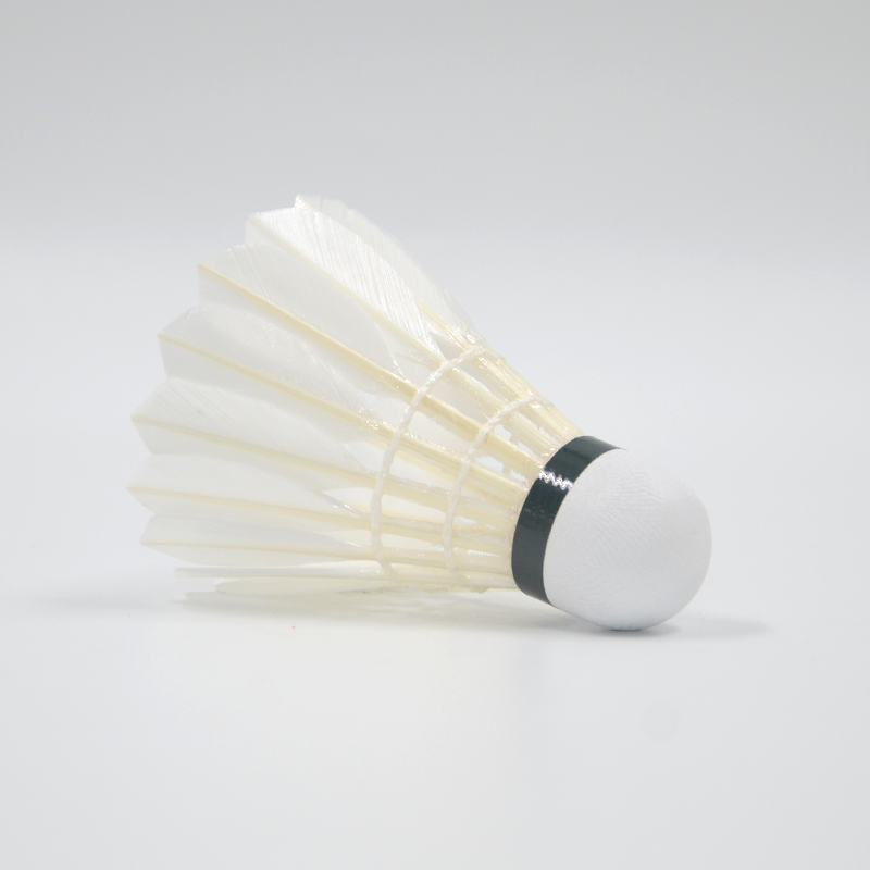 China Factory OEM Customized All Ring Tournament Level Wholesale BWF All Round Class A Goose Feather Custom OEM Shuttlecock
