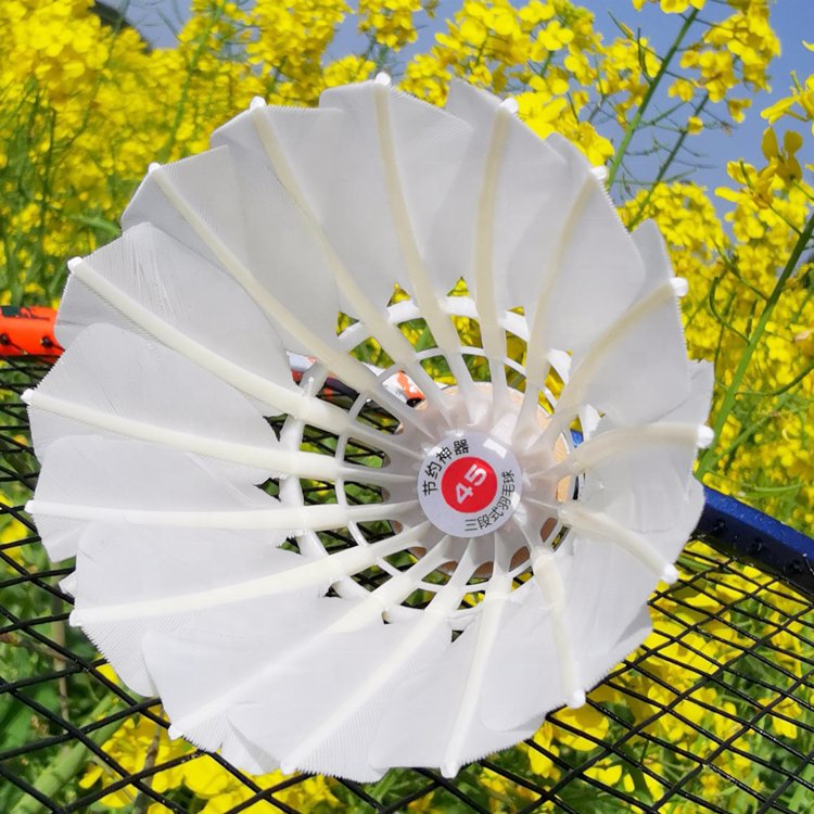 Highest Quality 3 in 1 Badminton Shuttlecock Tournament Shuttlecock Speed Most Durable and Stable Dmantis D45