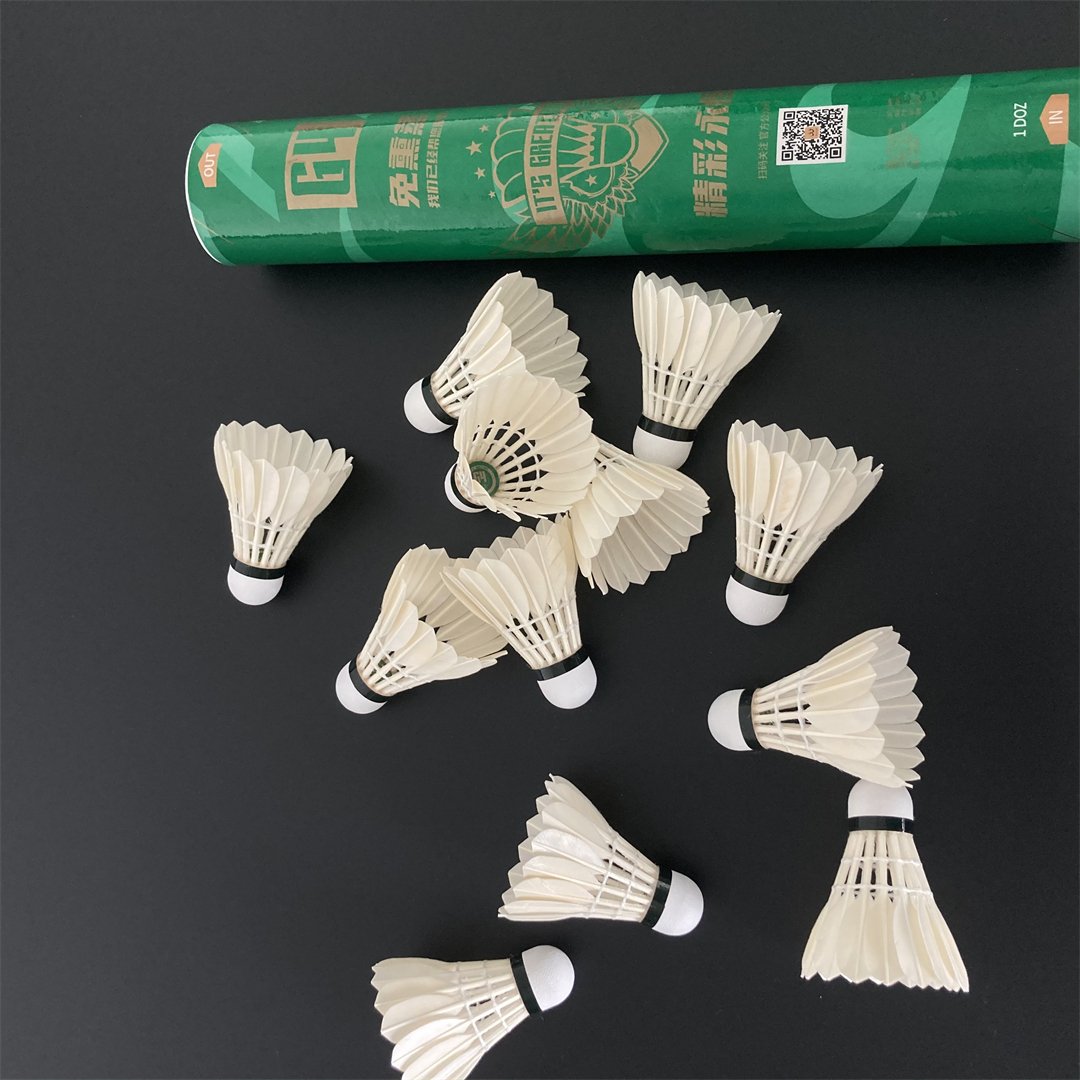 Badminton Shuttlecocks oem Soft White Goose Feather Shuttlecocks for hot sale
