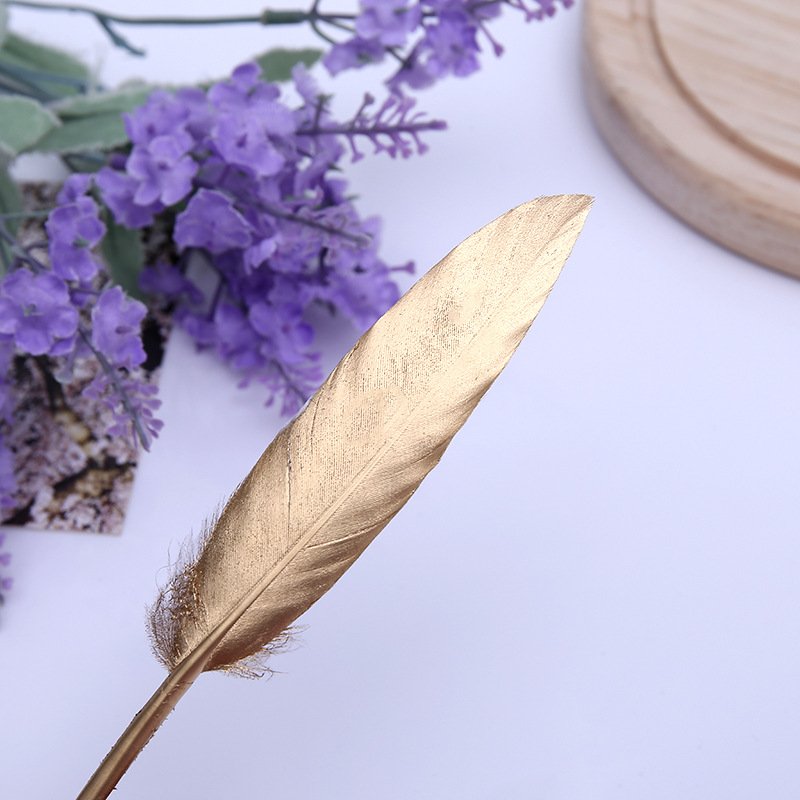 Wholesale Fluffy Goose Feather Tips for Crafts DIY Plume Goose Feathers for White Wedding Decorative Feathers