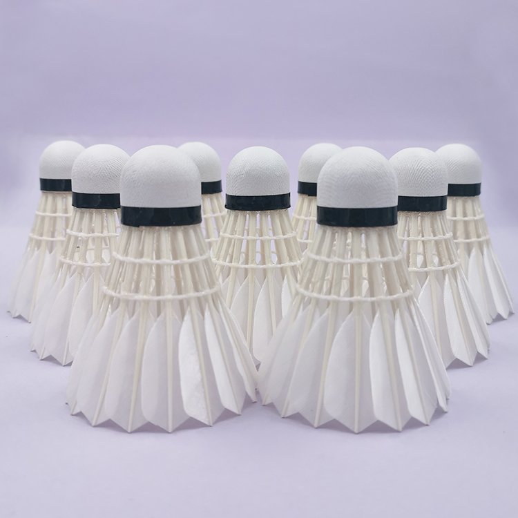 Professional BWF Approved Badminton Shuttlecock High Quality Duranble Goose Feather Speed 74-79 Suitable