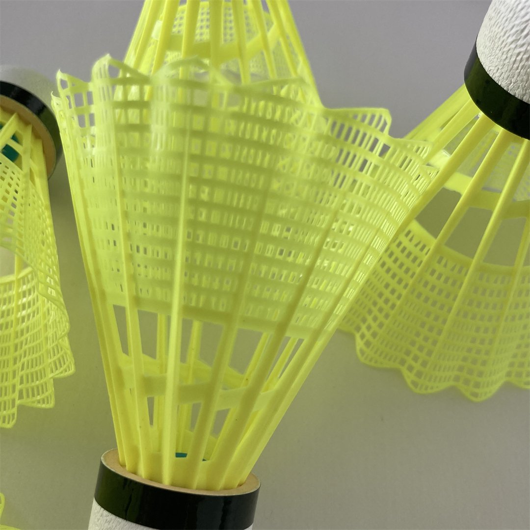 M600 Factory Wholesale Cheap Nylon Shuttlecock Badminton Sales For Professional Competition