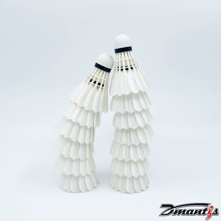 Chinese Factory Direct Sale Natural First Class Duck Feather Badminton for and Enthusiast Athletes