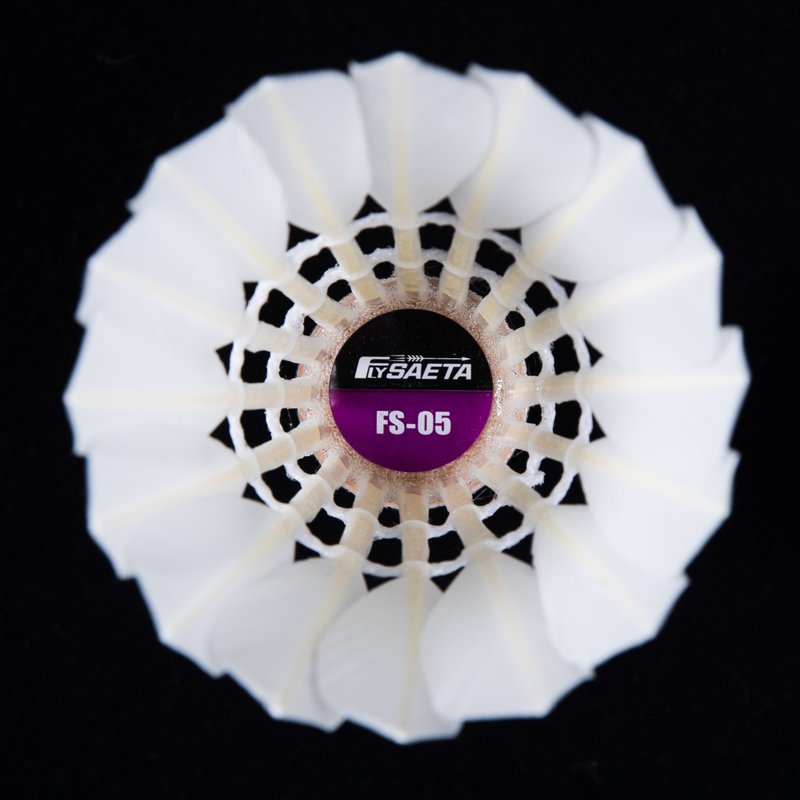 China Factory Duck Feather Fly NO.05 Badminton Shuttlecock With Good Price And Durable To Play