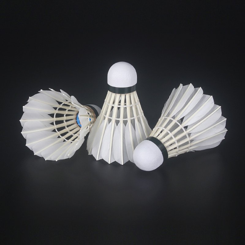 Shuttlecock badminton Kunli 05 straight duck feather shuttlecocks for club competition Best durable shuttle cock badminton ball