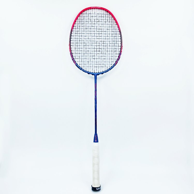 China Made Good Sale Graphite Racquet High-Grade Full Carbon Fiber Badminton Racket Including Badminton Bag and shuttles