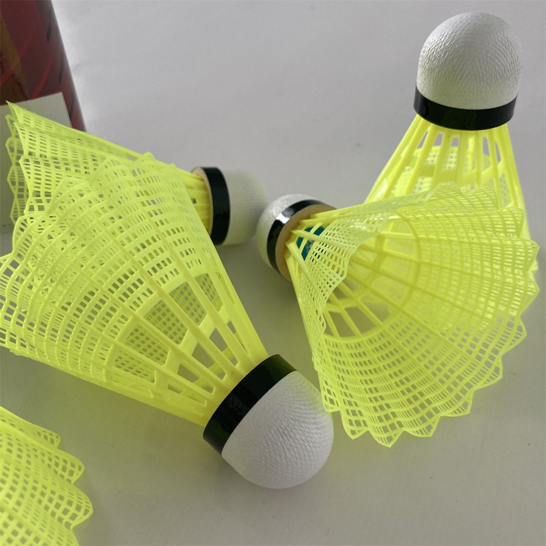 Customized Competition Price Nylon Shuttlecock Badminton Shuttles