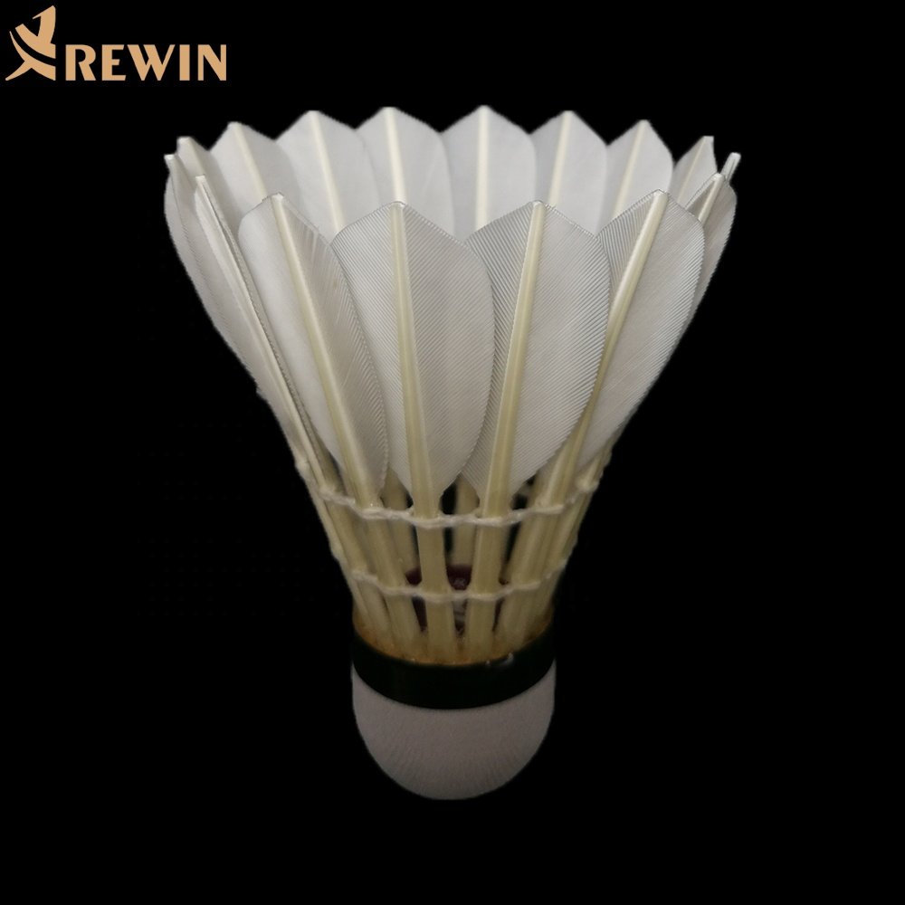 M4 Tournament Grade Goose Feather Badminton Shuttlecock With Natural cork China manufacturer High quality and Super Durability