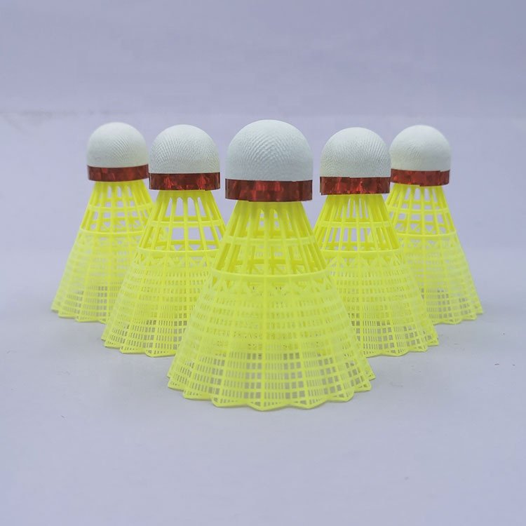 Training Products Professional Cork Shuttlecock Light Nylon Balls Cheap Badminton Stable and Sturdy High Speed Badminton Shuttle