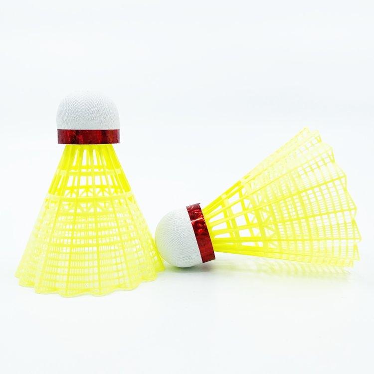 China factory Cheap price white fiber cork yellow and white leaf nylon badminton ball for sports and playing nylon shuttlecock
