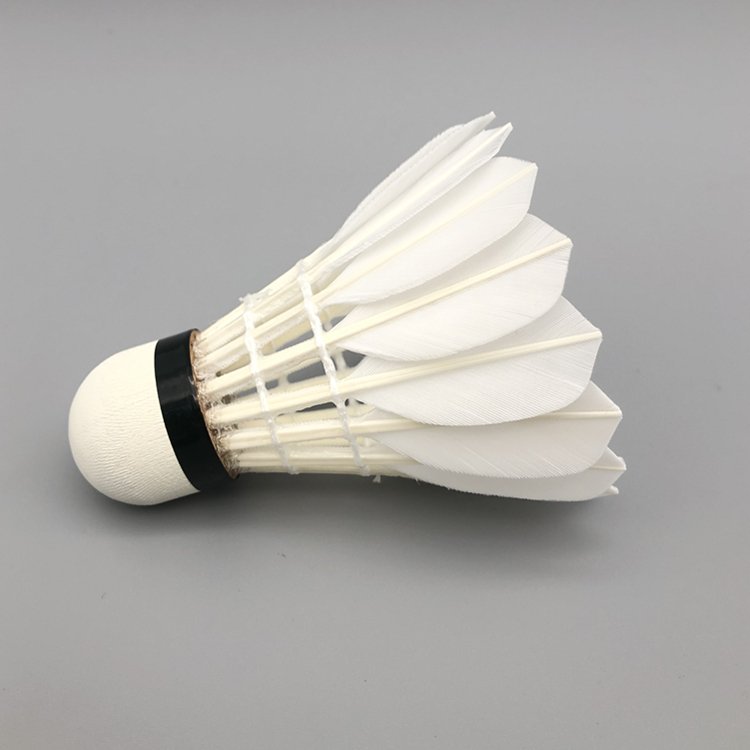 Factory Supply Super Durable Badminton Shuttlecock 12pcs White OEM Customized Ball Natural Cork Goose Feather